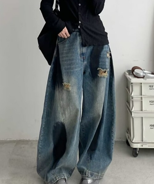 REBALANCE(リバランス)の「ダメージワイドデニム(デニムパンツ・レディース・A・MEDIUM/LARGE/X-LARGE)」の4枚目の写真