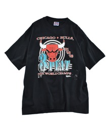 【USED】90’s NBA Chicago Bulls “3PEAT” バスケ Tシャツ USA製