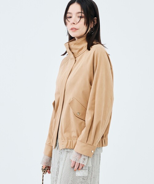NOLLEY’S Sophi(ノーリーズソフィ)の「フェイクスエードスタンドネックブルゾン(ブルゾン・レディース・キャメル/オリーブ・38)」の5枚目の写真
