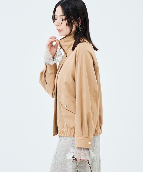 NOLLEY’S Sophi(ノーリーズソフィ)の「フェイクスエードスタンドネックブルゾン(ブルゾン・レディース・キャメル/オリーブ・38)」の6枚目の写真