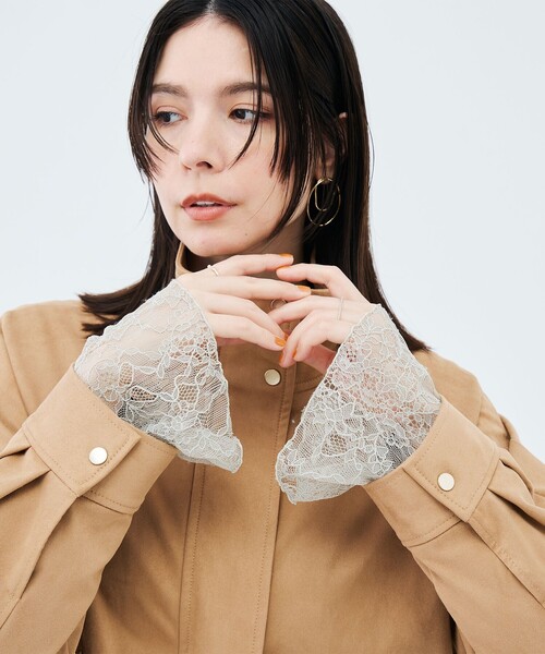 NOLLEY’S Sophi(ノーリーズソフィ)の「フェイクスエードスタンドネックブルゾン(ブルゾン・レディース・キャメル/オリーブ・38)」の10枚目の写真