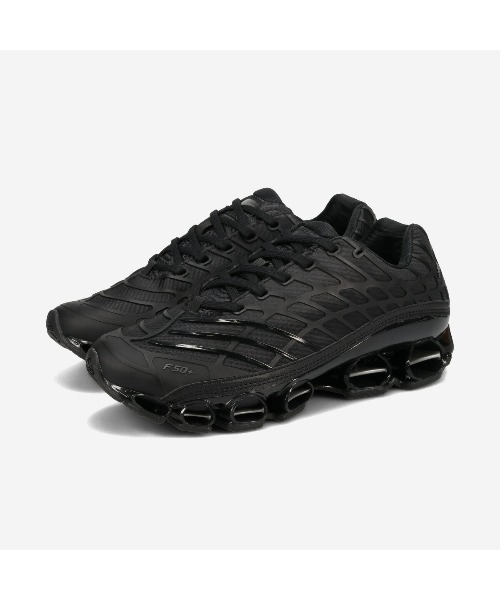 adidas Originals(アディダスオリジナルス)の「adidas MEGARIDE F50 / アディダス メガライド F50 / HQ9343(スニーカー・メンズ・ブラック・26.5cm)」の1枚目の写真