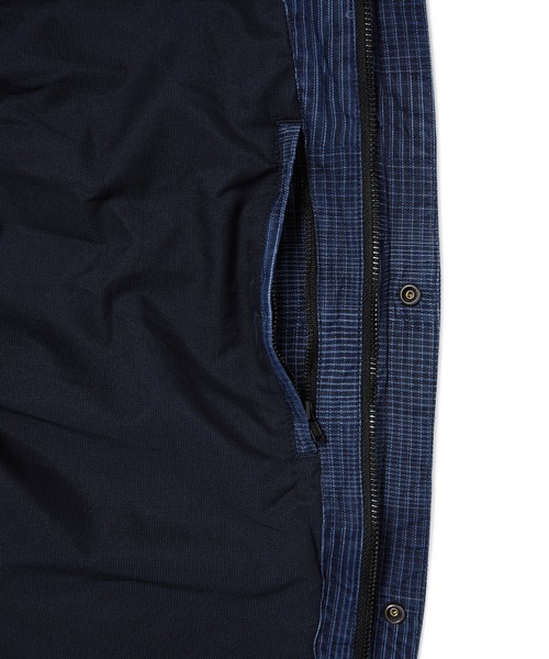 thisisneverthat(ディスイズネバーザット)の「GD Ol' Dancing Bears Jacket(マウンテンパーカー・メンズ・マルチ・XL)」の3枚目の写真