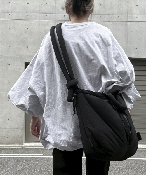 YACA（ヤーカ）の「Balloon Sleeve Tee/バルーンスリーブT（Tシャツ/カットソー・レディース・ホワイト/ブラック/ライトベージュ/ライトグレー・FREE）」の10枚目の写真