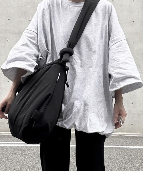 YACA（ヤーカ）の「Balloon Sleeve Tee/バルーンスリーブT（Tシャツ/カットソー・レディース・ホワイト/ブラック/ライトベージュ/ライトグレー・FREE）」の5枚目の写真