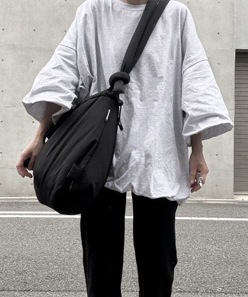 YACA（ヤーカ）の「Balloon Sleeve Tee/バルーンスリーブT（Tシャツ/カットソー・レディース・ホワイト/ブラック/ライトベージュ/ライトグレー・FREE）」の6枚目の写真
