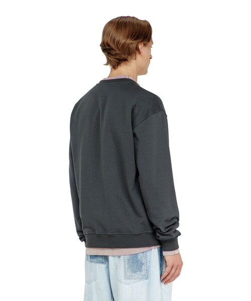 DIESEL(ディーゼル)の「メンズ プルオーバースウェット S-NORM-AA2(スウェット・メンズ・グレー/ブラウン・MEDIUM/LARGE/X-SMALL/X-LARGE/SMALL/XX-LARGE/XXX-LARGE)」の8枚目の写真