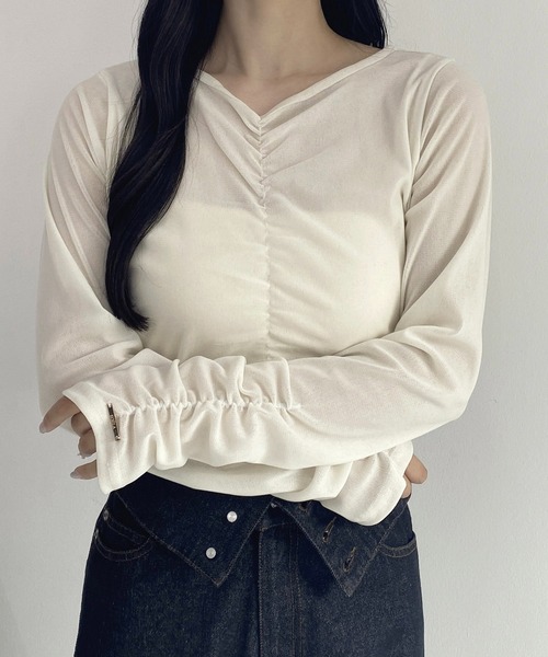 SOELA(ソエラ)の「【SOELA】ベロアギャザートップス/WEB限定(Tシャツ/カットソー・レディース・ブラウン/ブラック/アイボリー・FREE)」の5枚目の写真