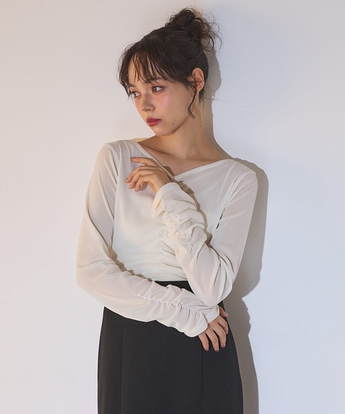SOELA(ソエラ)の「【SOELA】ベロアギャザートップス/WEB限定(Tシャツ/カットソー・レディース・ブラウン/ブラック/アイボリー・FREE)」の15枚目の写真