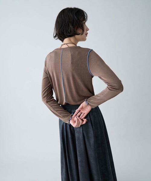 ANY(エニィ)の「配色メロープルオーバー(Tシャツ/カットソー・レディース・サックスブルー系/アイボリー系/黄土色系・LARGE/MEDIUM)」の8枚目の写真