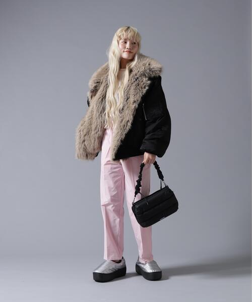 BEAVER(ビーバー)の「B omnivore/ビーオムニボー REVERSIBLE FUR NYLON BLOUSON(ブルゾン・レディース・ブラック/カーキ・FREE)」の20枚目の写真