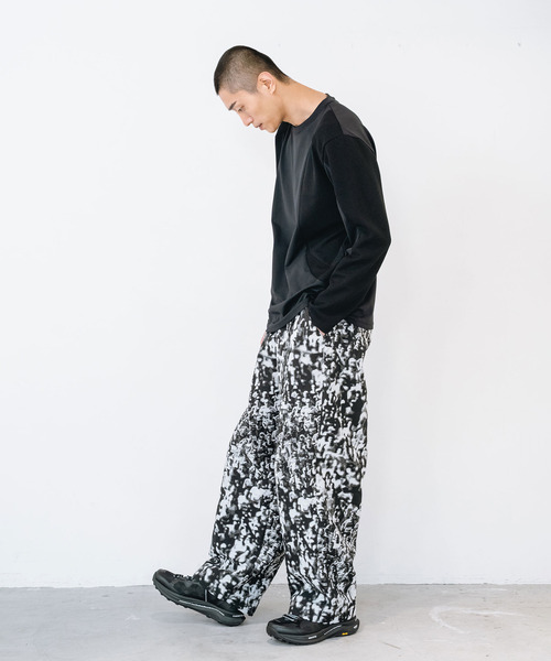 yoshiokubo（ヨシオクボ）の「yoshiokubo ヨシオクボ / SEGMENT L/S T セグメントロンT / YKF26113（Tシャツ/カットソー・メンズ・ホワイト/ブラック・3/2/1）」の6枚目の写真