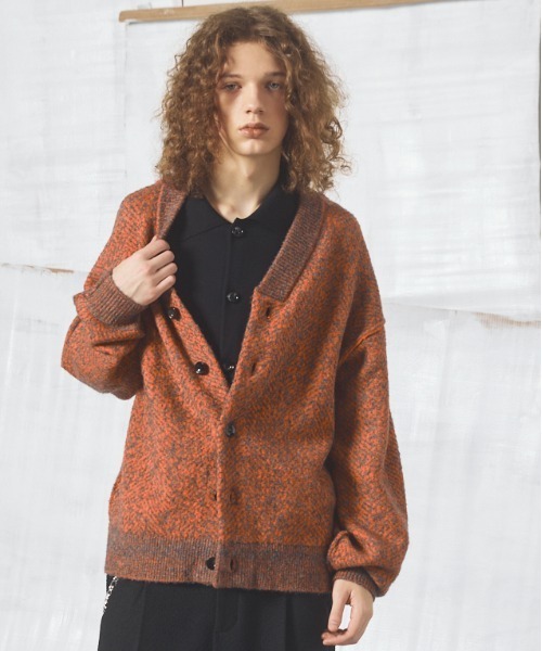 MAISON SPECIAL(メゾンスペシャル)の「《UNISEX》ヘリンボーンニットプライムオーバーカーディガン/Herringbone Knit Prime-Over Cardigan【MAISON SPECIAL/メゾンスペシャル】(カーディガン/ボレロ・メンズ・イエロー/オレンジ/カーキ・0/1/2)」の3枚目の写真
