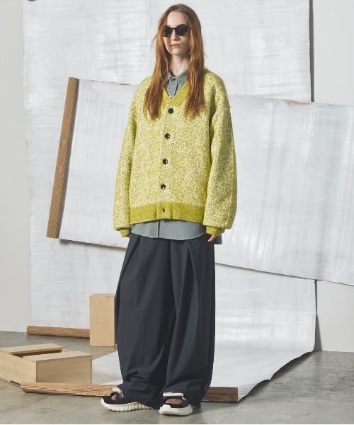 MAISON SPECIAL(メゾンスペシャル)の「《UNISEX》ヘリンボーンニットプライムオーバーカーディガン/Herringbone Knit Prime-Over Cardigan【MAISON SPECIAL/メゾンスペシャル】(カーディガン/ボレロ・メンズ・イエロー/オレンジ/カーキ・0/1/2)」の18枚目の写真