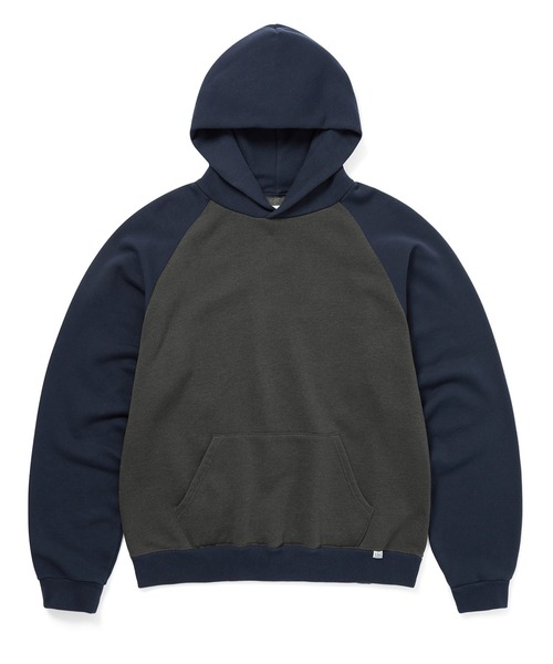 thisisneverthat(ディスイズネバーザット)の「Raglan Hoodie(パーカー・メンズ・チャコール/オレンジ・XL/L/M/S)」の1枚目の写真