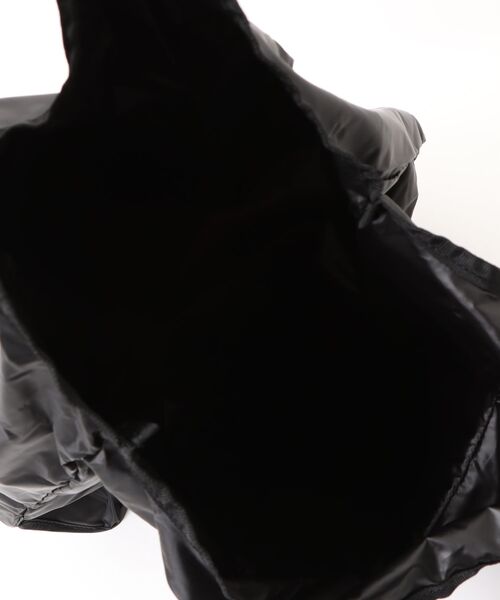 NEW ERA（ニューエラ）の「【NEW ERA/ニューエラ】エコトートバッグ 22L パッカブル NEW NE LOGO タフタ ブラック（トートバッグ・メンズ・ブラック・FREE）」の4枚目の写真