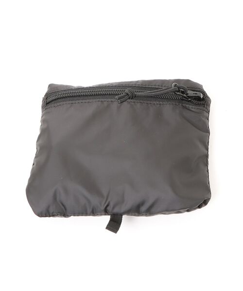 NEW ERA（ニューエラ）の「【NEW ERA/ニューエラ】エコトートバッグ 22L パッカブル NEW NE LOGO タフタ ブラック（トートバッグ・メンズ・ブラック・FREE）」の5枚目の写真