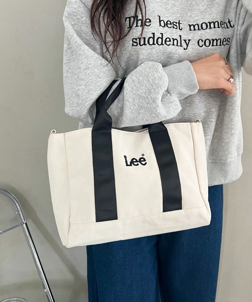 Lee(リー)の「Lee.2WAY スクエアトートバッグ.ショルダーバッグ.キャンバス.コーデュロイ.A4対応.軽量.ユニセックス(トートバッグ・レディース・ブラック×ブラック/ホワイト×ブラック/ホワイト×ホワイト/ブラウン・FREE)」の2枚目の写真