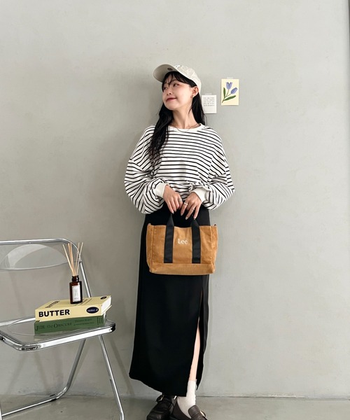 Lee(リー)の「Lee.2WAY スクエアトートバッグ.ショルダーバッグ.キャンバス.コーデュロイ.A4対応.軽量.ユニセックス(トートバッグ・レディース・ブラック×ブラック/ホワイト×ブラック/ホワイト×ホワイト/ブラウン・FREE)」の22枚目の写真