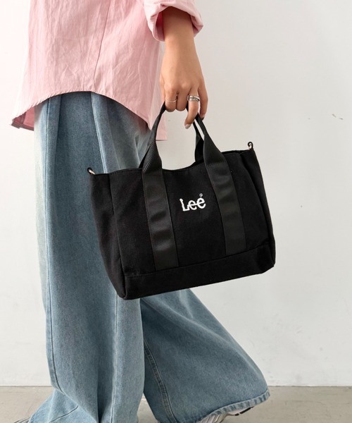 Lee(リー)の「Lee.2WAY スクエアトートバッグ.ショルダーバッグ.キャンバス.コーデュロイ.A4対応.軽量.ユニセックス(トートバッグ・レディース・ブラック×ブラック/ホワイト×ブラック/ホワイト×ホワイト/ブラウン・FREE)」の8枚目の写真