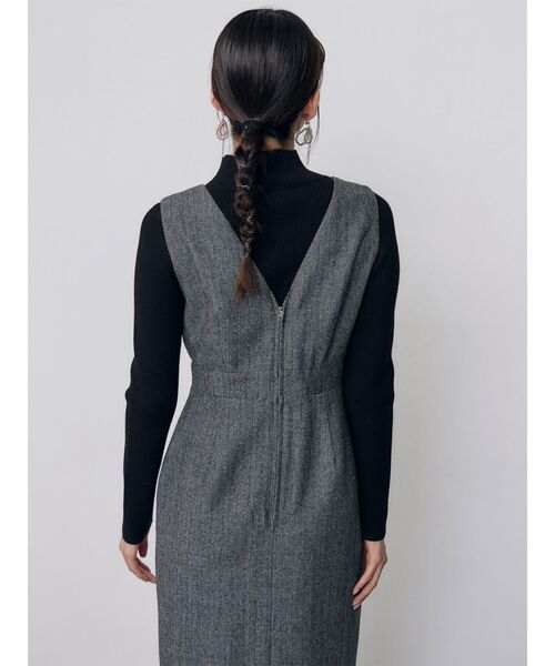 MURUA(ムルーア)の「ヘリンボーンイレヘムジャンパースカート 秋服 冬服(ワンピース・レディース・ブラウン/グレー・2/1)」の11枚目の写真