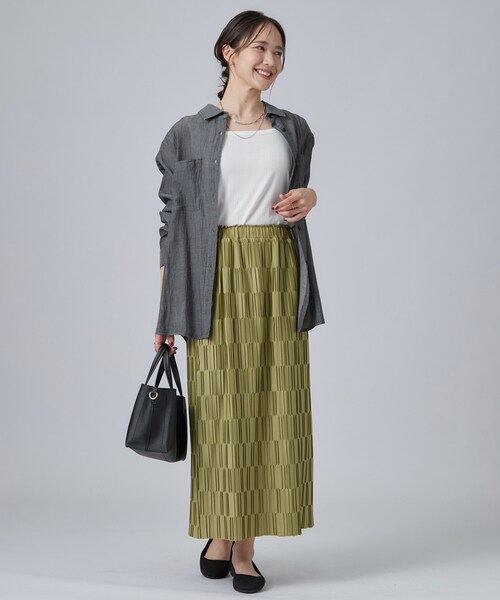 SHOO・LA・RUE（シューラルー）の「【前後2WAY/S-LL/洗濯機可】ランダムリブタンクトップ（タンクトップ・レディース・ホワイト/ブラック・01/02/03/04）」の15枚目の写真