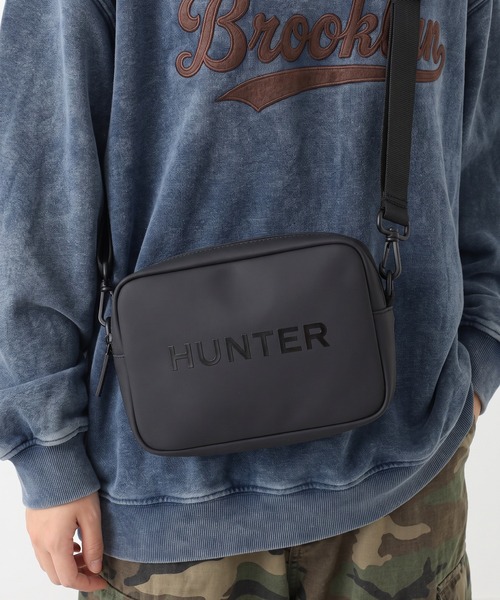 HUNTER(ハンター)の「HUNTER オリジナル ライトウェイト ラバライズド クロスボディ(ボディバッグ/ウエストポーチ・レディース・ブラック・FREE)」の4枚目の写真