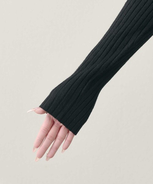 Belle Charme(ベルシャルム)の「【Belle Charme】Bijou Logo Frill Knit(ニット/セーター・レディース・ブラック/アイボリー/チャコールグレー/ピンク・FREE)」の22枚目の写真