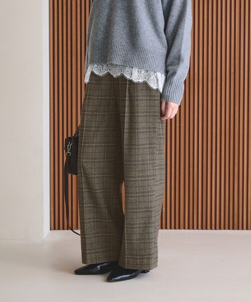 BEAUTY&YOUTH UNITED ARROWS(ビューティーアンドユースユナイテッドアローズ)の「【WEB限定 Wardrobe DAILY MINIMAL】チェック バックゴム ワイドパンツ(その他パンツ・レディース・ダークブラウン/ダークグレー・S/L/M)」の5枚目の写真