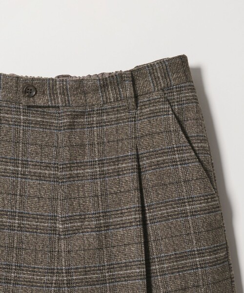 BEAUTY&YOUTH UNITED ARROWS(ビューティーアンドユースユナイテッドアローズ)の「【WEB限定 Wardrobe DAILY MINIMAL】チェック バックゴム ワイドパンツ(その他パンツ・レディース・ダークブラウン/ダークグレー・S/L/M)」の20枚目の写真