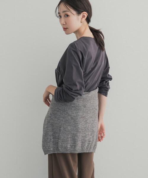 URBAN RESEARCH DOORS(アーバンリサーチドアーズ)の「フロッキーロゴプリントロングTシャツ 26AW(Tシャツ/カットソー・レディース・オフホワイト/チャコールグレー・FREE)」の10枚目の写真