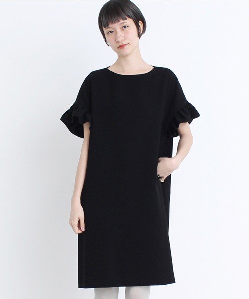 Peu Pres プープレ の ダブルウェーブ フリルスリーブビッグドレス ワンピース Wear Peu Pres プープレ の ダブルウェーブ フリルスリーブビッグドレス ワンピース Wear
