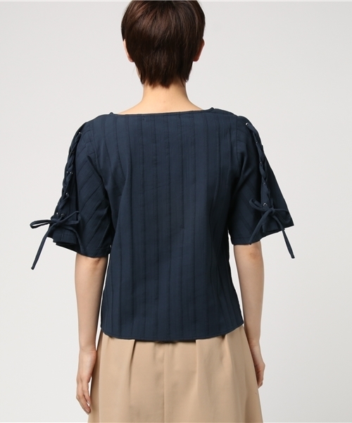 Khaju（カージュ）の「Khaju:レースアップスリーブブラウス（シャツ/ブラウス・レディース・ネイビー/オフホワイト・ONE SIZE）」の9枚目の写真