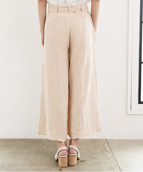 Luz Llena（ラズレナ）の「ウエストリボンアシンメトリーワイドパンツ（その他パンツ・レディース・ブラック/ベージュ・MEDIUM/LARGE）」の5枚目の写真