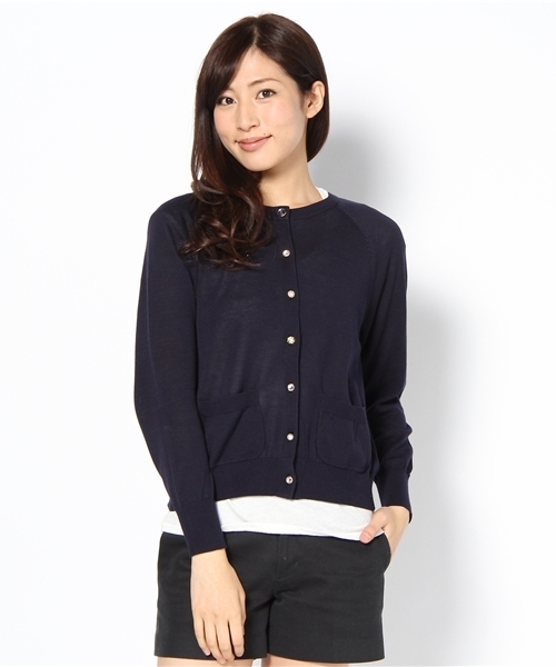 Tiara（ティアラ）の「ビジュー釦カーディガン（カーディガン/ボレロ・レディース・ブラック×ホワイト/ライム/ネイビー/ピンクベージュ/レッド・9）」の3枚目の写真