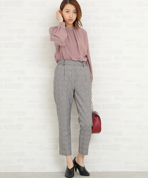 N.(N. Natural Beauty Basic)(エヌエヌナチュラルビューティーベーシック)の「ハイネックブラウス(シャツ/ブラウス・レディース・ブラック/グレー/ベージュ/ネイビー・MEDIUM)」の17枚目の写真