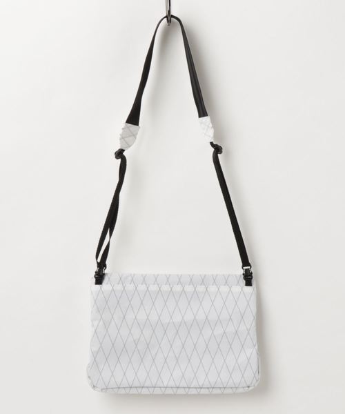 F/CE. （エフシーイー）の「【F/CE】XPACK SACOCHE L/F1801XP0005（ボディバッグ/ウエストポーチ・メンズ・ホワイト/ブラック・FREE）」の4枚目の写真