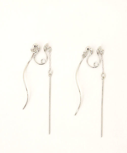 colleca la(コレカラ)の「ループフィット・ウェーブ&ストレートバーのイヤリング(イヤリング・レディース・ピンク/シルバー/ゴールド・FREE)」の8枚目の写真