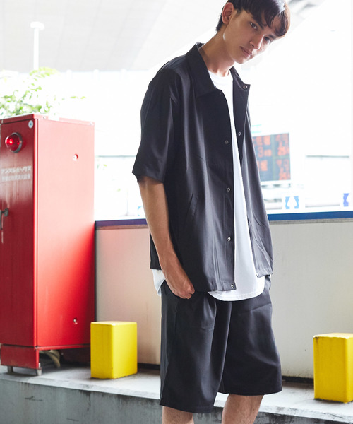 boohoo REVERE ピケシャツ & ショートパンツ セットアップ STONE セール】半袖ジャケット＆ショートパンツセットアップ