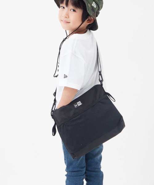 thisisneverthat NEWERAネバザ　ショルダーバッグ　サコッシュ thisisneverthat NEWERAネバザ ショルダーバッグ サコッシュ