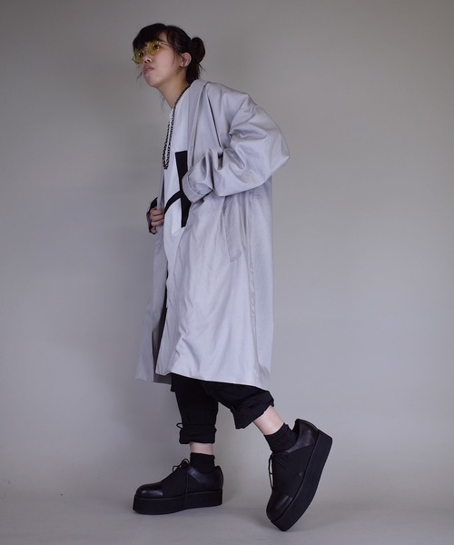 rovtski（ロフトスキー）の「rovtski 【ビッグシルエット】【スプリングコート】ワイドスリーブショールカラーチェスターコートF/FO17080202（チェスターコート・レディース・チャコールグレー/ブラック/シルバーグレー・FREE）」の17枚目の写真