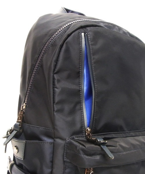 MAKAVELIC(マキャベリック)の「【62】【it】【MAKAVELIC】SIERRA FUNDAMENTAL DAYPACK(バックパック/リュック・レディース・カモフラージュ/ブラック・FREE)」の8枚目の写真