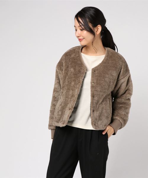 STYLEBLOCK（スタイルブロック）の「リバーシブルノーカラーボアブルゾンキルティングジャケット（ダウンジャケット/コート・レディース・ベージュ/ブラック/グリーン/イエロー・M）」の10枚目の写真