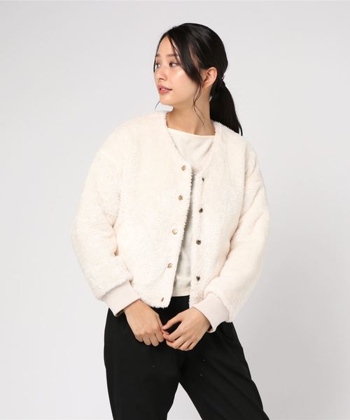 STYLEBLOCK（スタイルブロック）の「リバーシブルノーカラーボアブルゾンキルティングジャケット（ダウンジャケット/コート・レディース・ベージュ/ブラック/グリーン/イエロー・M）」の8枚目の写真