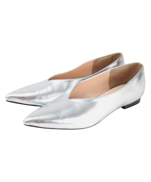 titivate（ティティベイト）の「Vｶｯﾄﾊﾟﾝﾌﾟｽ（パンプス・レディース・ホワイト/ブラック/シルバー/ライトベージュ/パイソン・LL/S/M/L）」の6枚目の写真