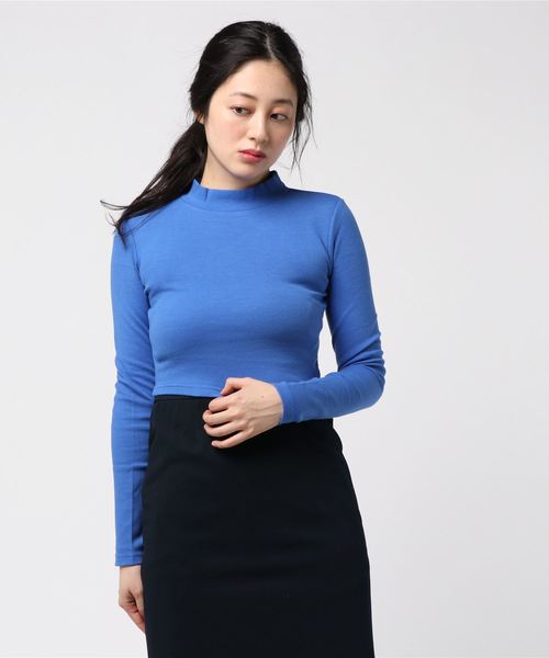 WEGO（ウィゴー）の「WEGO/クロップドハイネックTシャツ（Tシャツ/カットソー・レディース・オフホワイト/ブラック/ブルー/レッド・FREE）」の4枚目の写真