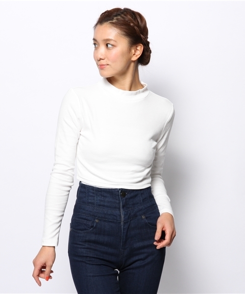 WEGO（ウィゴー）の「WEGO/クロップドハイネックTシャツ（Tシャツ/カットソー・レディース・オフホワイト/ブラック/ブルー/レッド・FREE）」の12枚目の写真