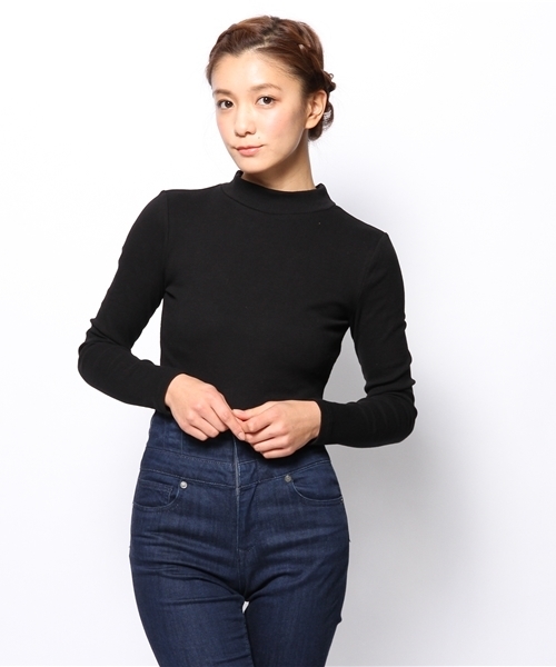 WEGO（ウィゴー）の「WEGO/クロップドハイネックTシャツ（Tシャツ/カットソー・レディース・オフホワイト/ブラック/ブルー/レッド・FREE）」の13枚目の写真