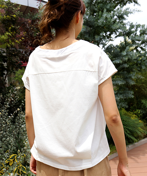 MARLENE JOBERT（マルレーヌ　ジョベル）の「バイオシルケットVネックTシャツ（Tシャツ/カットソー・レディース・グリーン/オフホワイト/パープル/ネイビー・M）」の13枚目の写真