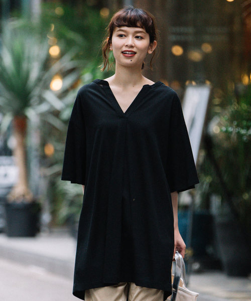 Munich(ミューニック)の「ドライタッチジャージバンドカラービッグシルエットロングTシャツ(Tシャツ/カットソー・レディース・ホワイト/ブラック/グレー/レッド・FREE)」の3枚目の写真